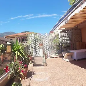 Appartement Lux 2p Garage Bord De Mer Et Grande Terrasse Privée, Roquebrune-Cap-Martin